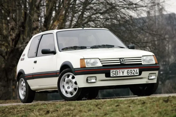 Peugeot 205 GTI Blanco