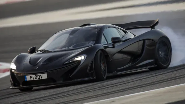 McLaren P1 Negro