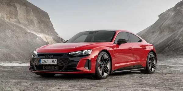 Audi e-tron Rojo