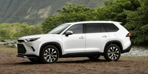 Toyota Grand Highlander 2024