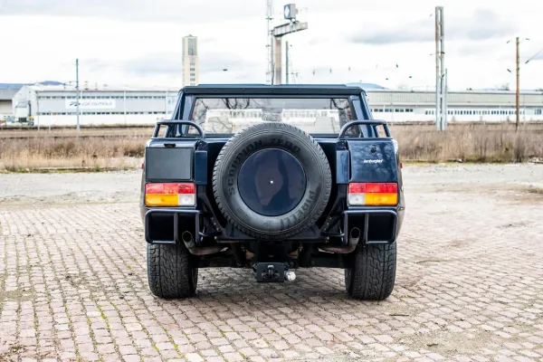 Lamborghini LM002