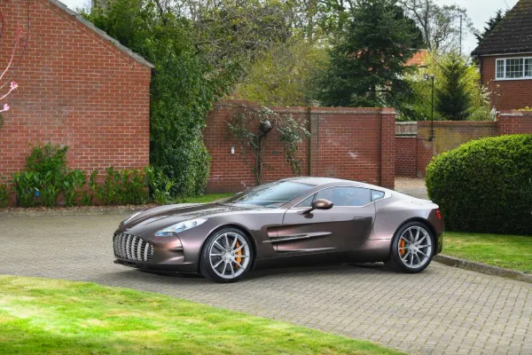 Aston Martin One-77 2011