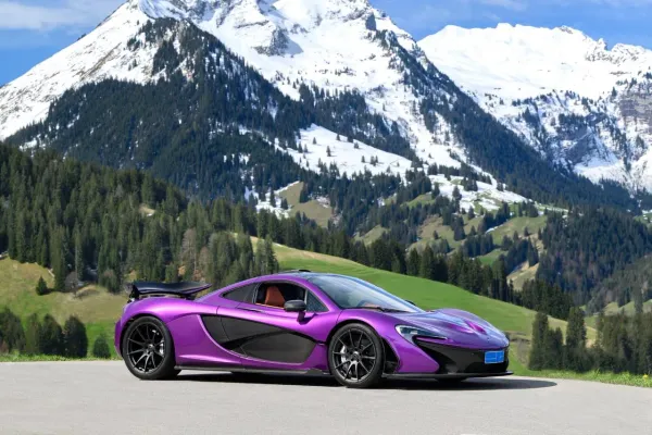 McLaren P1 2015