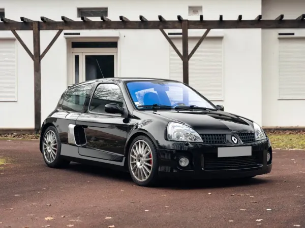 Renault Clio V6 255 2004