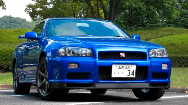 Nissan Skyline 