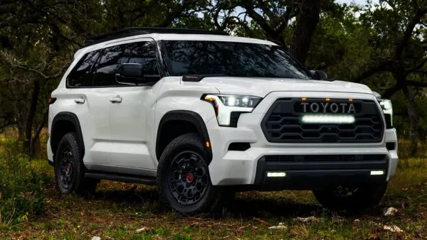 Toyota Sequoia 2023