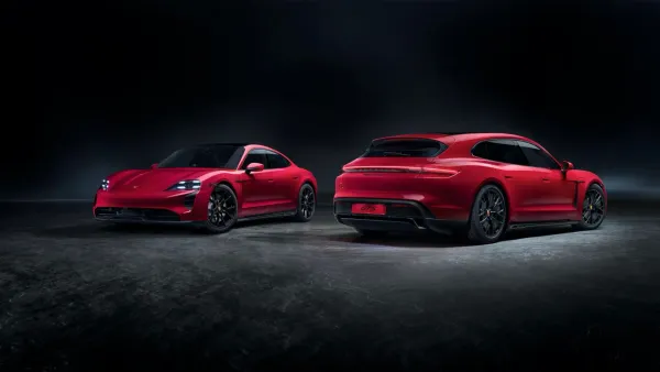 Porsche Taycan GTS Sport Rojos