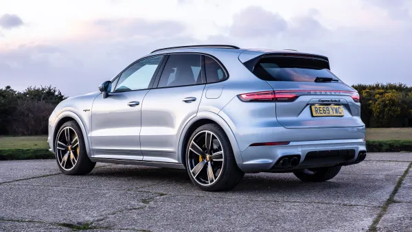 Porsche Cayenne Turbo S E-Hybrid