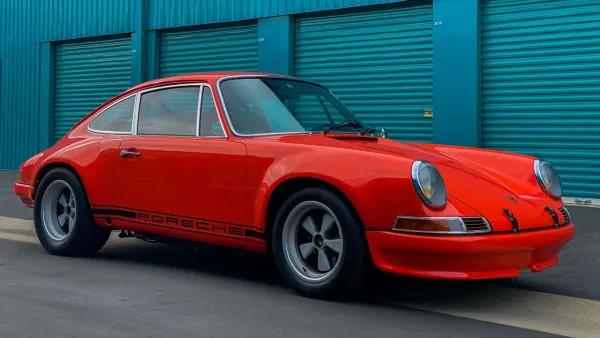 Porsche 911 ST