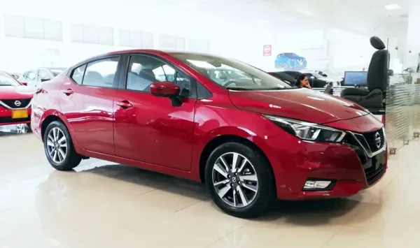 Nissan Versa 2020