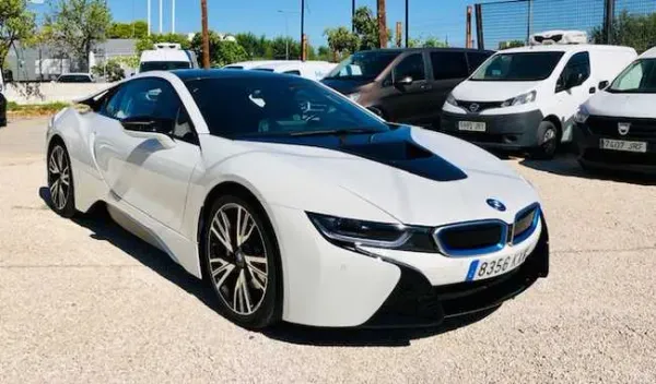 BMW i8