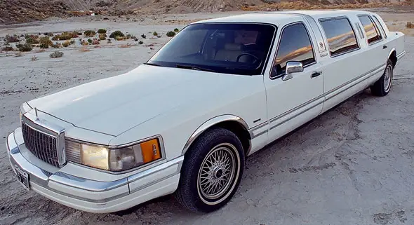 Limusina Lincoln Town Car