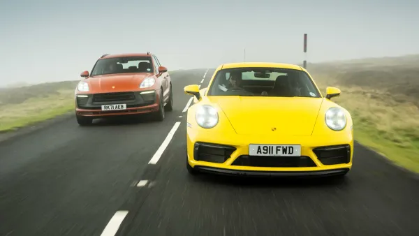 Porsche 911 Dakar vs. Macan GTS