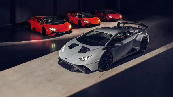 McLaren 750S vs Ferrari 296 GTB vs Lamborghini Huracán Performante vs Porsche 911 Turbo S