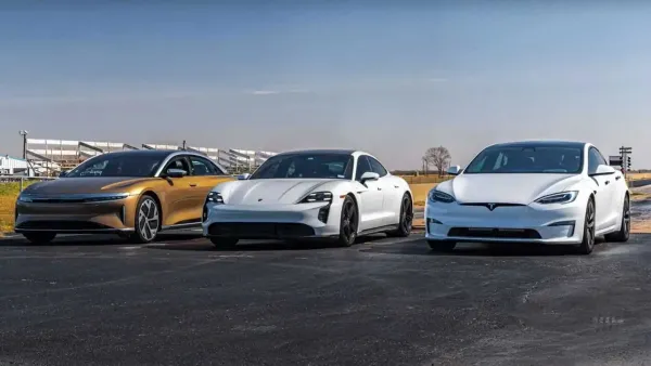 Tesla Model S Plaid vs Ferrari SF90 vs Porsche 911 Turbo S