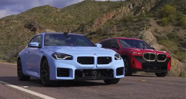 BMW M2 vs XM