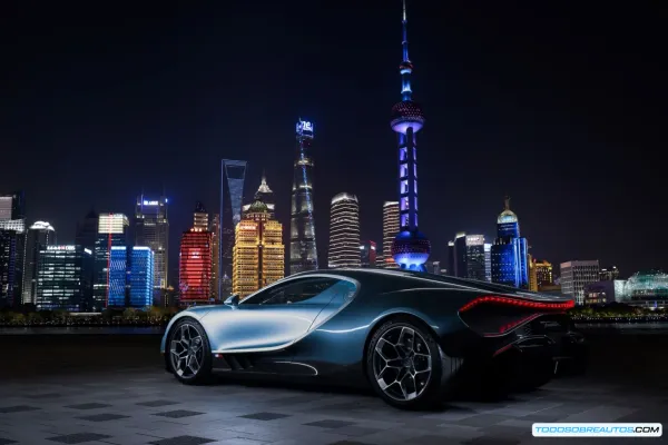 Bugatti Tourbillon: Un recorrido por Shanghái y Hong Kong - Lujo, Innovación y Patrimonio Automotriz