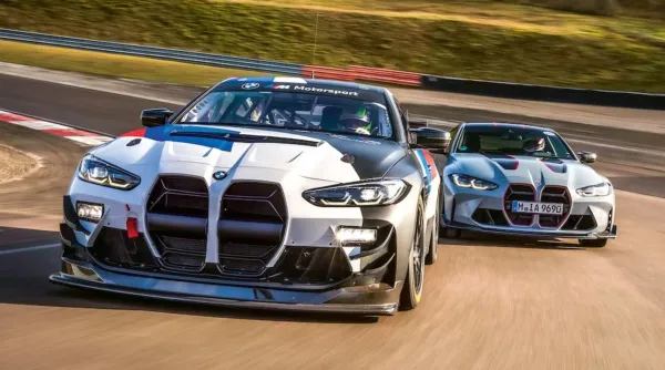 BMW M4 CSL vs Alfa Romeo Giulia GTAm