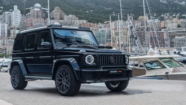 Brabus 700