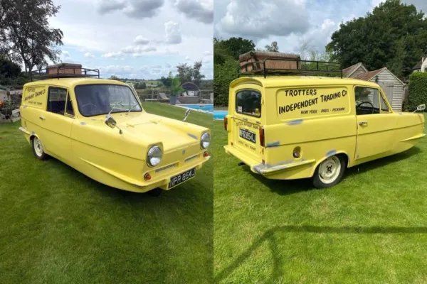 Reliant Regal vs. Peel P50