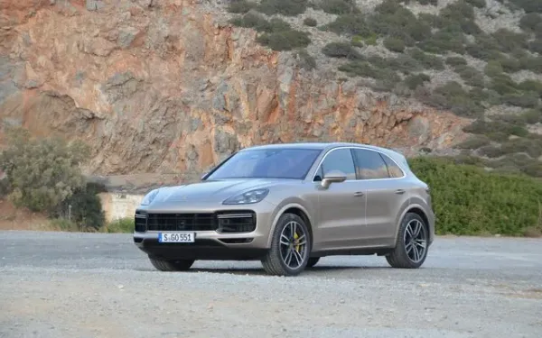 Porsche Cayenne S Hybrid 2018