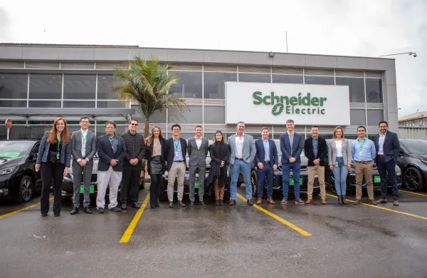 Schneider Electric revoluciona la seguridad automotriz