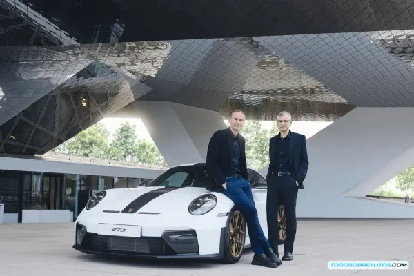 Porsche AG: Sólidos Resultados 2024 y Estrategias Hacia la Electrificación y Nuevos Modelos SUV para el Futuro