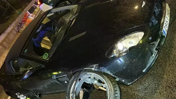 Robo de Aston Martin en Madrid Termina en Accidente: La Lluvia como Factor Clave