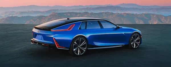 GM capacita a técnicos para el Cadillac Celestiq: El futuro del servicio automotriz de lujo